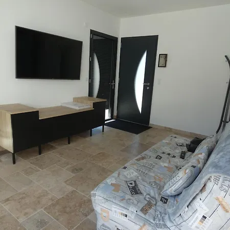 Maison Moderne Avec Piscine A Notre-Dame-De-Monts, 6-8 Pers. - Fr-1-540-274